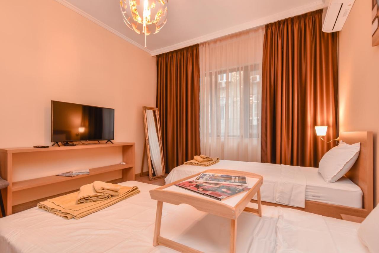 Apartemen Dream - The Library - 3-bdr, 2-bthr By Flat Mаnager